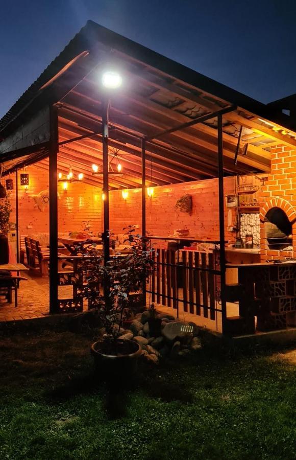 Casa Ursului Hotel Bujoreni Kültér fotó